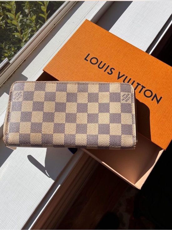Louis Vuitton Handbags - SALE!! Louis Vuitton Damier Azur Zip-Around Wallet (box not included)